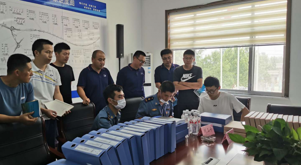 滨州市交通运输综合执法支队工程执法办一行到济高高速公路检查工作 滨州市交通运输综合执法支队工程执法办一行到济高高速公路检查工作