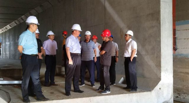 山高集团工程部对京台改扩建项目进行检查指导 山高集团工程部对京台改扩建项目进行检查指导