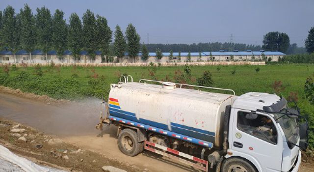 夏日炎炎三伏天,防尘更要防污染 夏日炎炎三伏天,防尘更要防污染