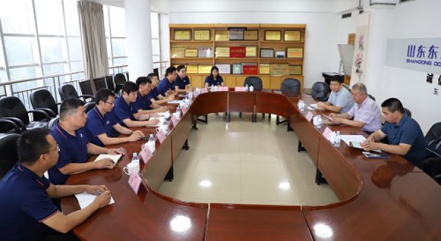 省交通工会领导莅临公司指导工作并对“山东交通工匠”候选人柴峰进行实地考察 省交通工会领导莅临公司指导工作并对“山东交通工匠”候选人柴峰进行实地考察