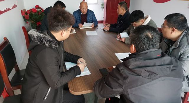 济南绕城高速二环线西环段总监办一监组组织党员及入党积极分子集中学习