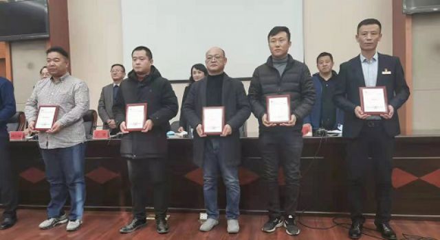 “合心•合力•合拍、大干一百八十天”劳动竞赛活动表彰大会召开