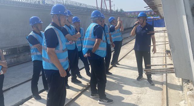 加强亮点、品质工程学习和管理，提升综合管理水平