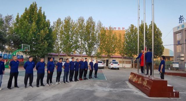 簇新理想 红歌嘹亮，以时代强音奏响国庆