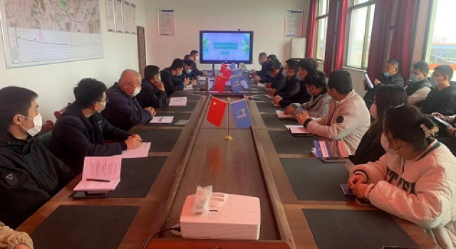 临临高速驻地办召开全体监理人员会议