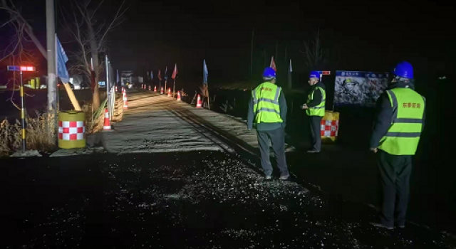 邹城至济宁公路工程监理第二监理组对所管辖的三个工区进行安全环保检查