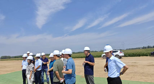 山东省交通厅安全生产诊断检查组对郓鄄高速公路1标1分部检查