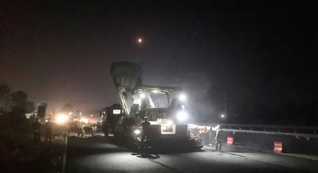 莒县G206威汕线与S313日滕线平面交叉改造工程南段顺利完成下面层SBS改性沥青混凝土摊铺