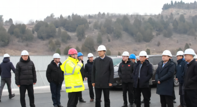 山东高速集团党委副书记、董事、工会主席李广进到济广高速济南至菏泽段督导安全生产工作